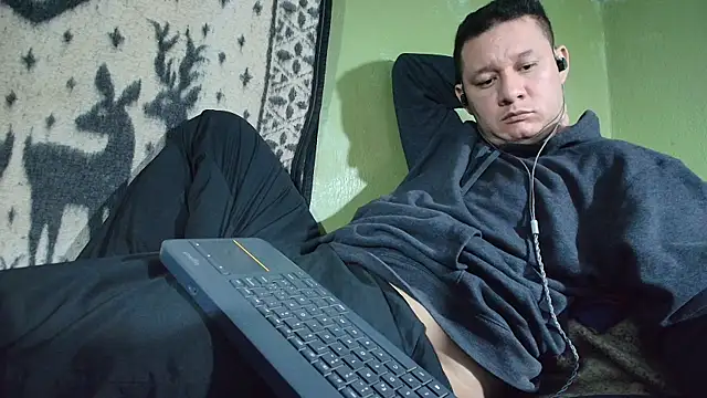 sweet cock28 online show from 19, 5, 2026