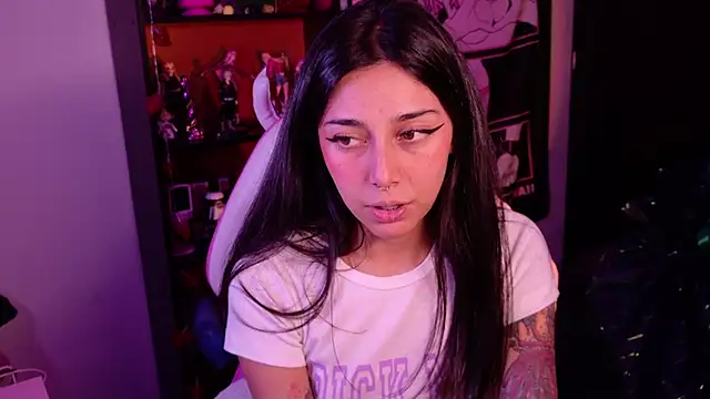 amber yull online show from 23, 6, 2026