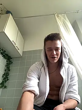 Toyjungee online show from 9, 10, 2025