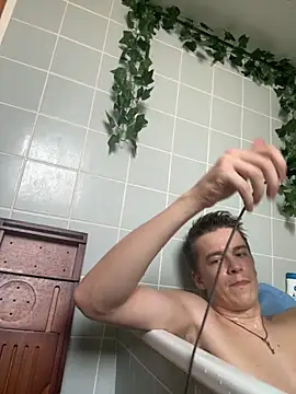 Toyjungee online show from 10, 11, 2025