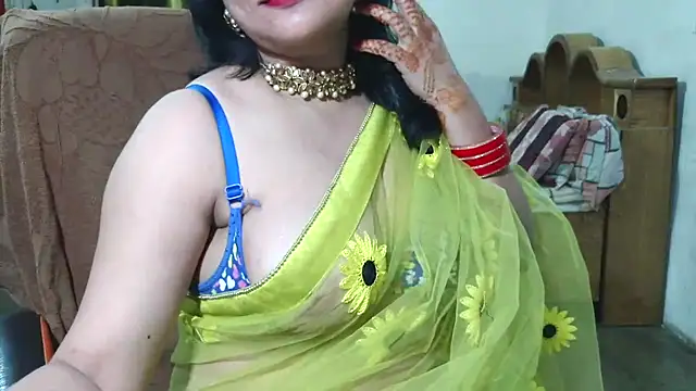 Cute Mahi22 online show from 11, 9, 2025