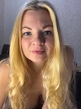 Julia beauty online show from 17, 12, 2025