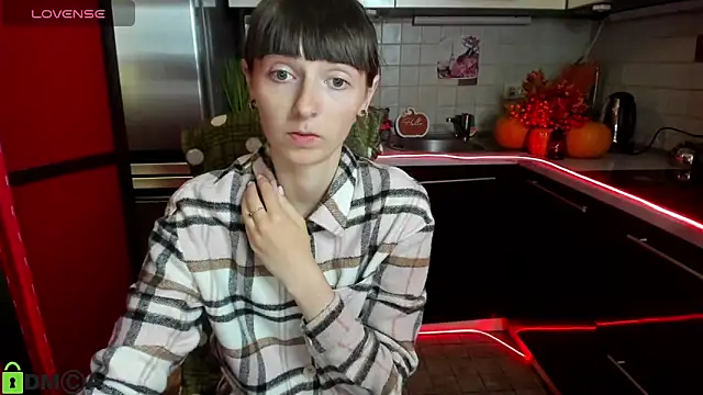 TayanaJons online show from 18, 10, 2025