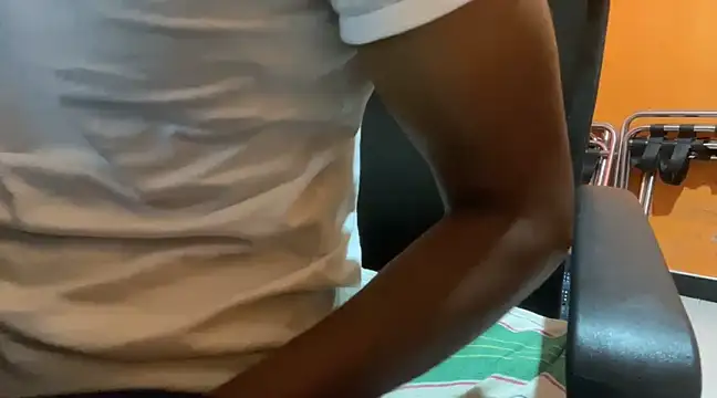 Snapshot of YomalBBC chatting on 9, 3, 2025 YomalBBC online show from 9, 3, 2025