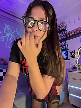 Snapshot of crystal_bunny7 chatting on 4, 2, 2026 crystal bunny7 online show from 4, 2, 2026