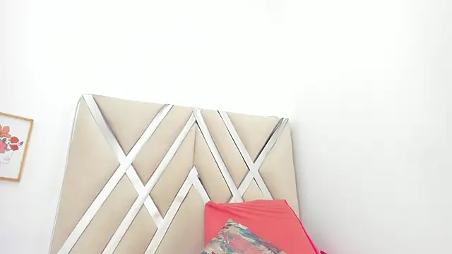 Snapshot of rihanna_abiodun chatting on 8, 2, 2026 rihanna abiodun online show from 8, 2, 2026