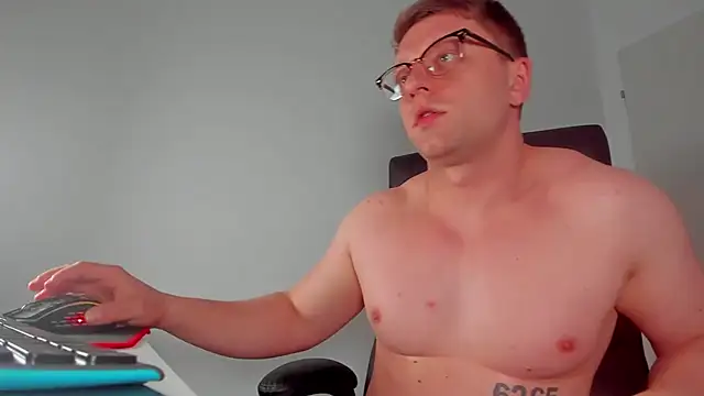 Findom guy online show from 22, 3, 2025