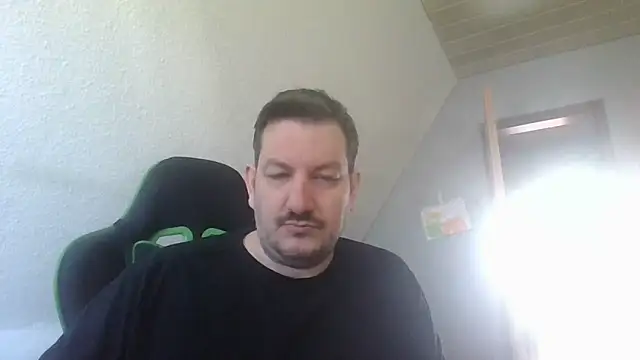 Golffahrer1982 online show from 9, 3, 2026