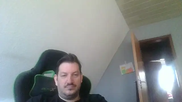 Golffahrer1982 online show from 25, 3, 2026