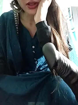 Snapshot of Noor_Darliing chatting on 3, 3, 2025 Noor Darliing online show from 3, 3, 2025