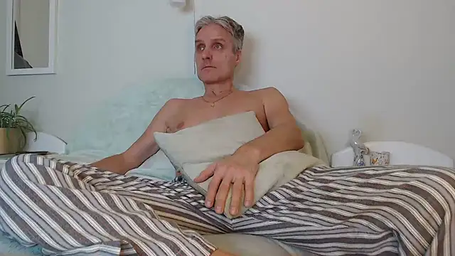 StrongBill online show from 8, 12, 2024