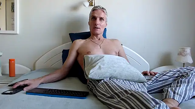 StrongBill online show from 11, 10, 2025