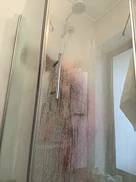 Snapshot of secretcrazy69 chatting on 22, 1, 2025 secretcrazy69 online show from 22, 1, 2025