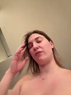 Snapshot of secretcrazy69 chatting on 8, 2, 2025 secretcrazy69 online show from 8, 2, 2025