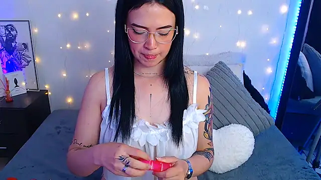 Snapshot of Isa_Maiden1 chatting on 23, 7, 2026 Isa Maiden1 online show from 23, 7, 2026