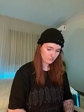  Chlo  e online show from 3, 2, 2025