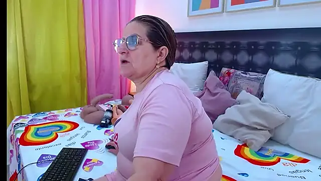 sandra 20 online show from 23, 3, 2026