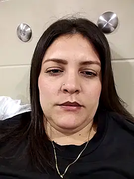 Mia Hampton online show from 30, 9, 2025