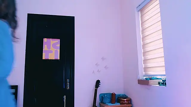 Cosmo Riri online show from 12, 3, 2026