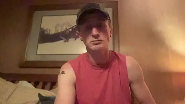 Snapshot of Keebs312 chatting on 18, 10, 2025 Keebs312 online show from 18, 10, 2025