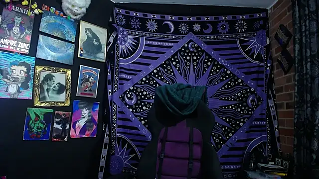 Yourmadame P online show from 13, 1, 2026