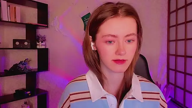 KateCuddle online show from 30, 12, 2024