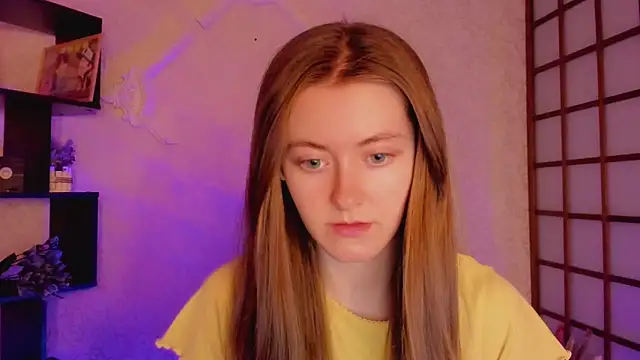 KateCuddle online show from 18, 2, 2025