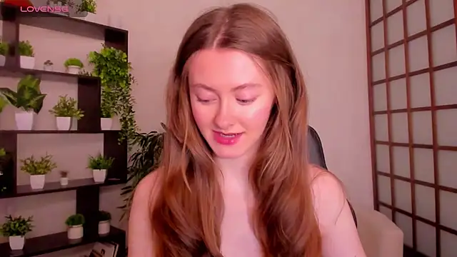 KateCuddle online show from 28, 11, 2025