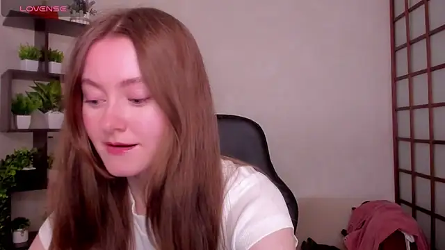 KateCuddle online show from 10, 4, 2026