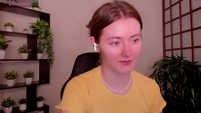 KateCuddle online show from 13, 7, 2026