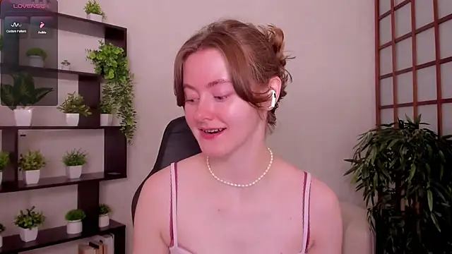 KateCuddle online show from 15, 7, 2026