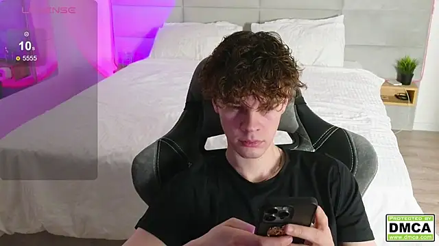 cute thomas online show from 11, 3, 2025