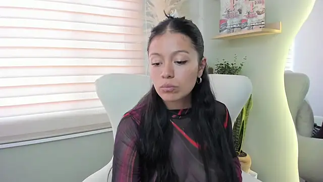 Snapshot of julieta_evans_ chatting on 20, 2, 2026 julieta evans online show from 20, 2, 2026