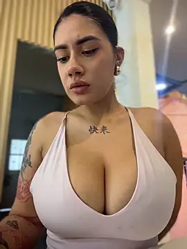 clarachanelricek online show from 20, 3, 2026