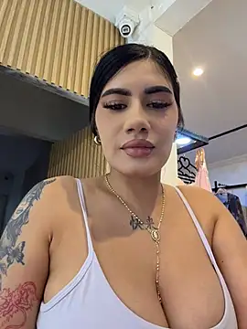 Snapshot of clarachanelricek chatting on 23, 4, 2026 clarachanelricek online show from 23, 4, 2026