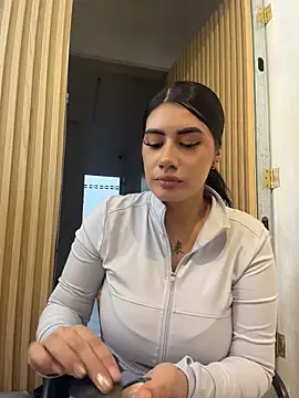 Snapshot of clarachanelricek chatting on 26, 5, 2026 clarachanelricek online show from 26, 5, 2026