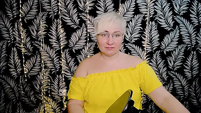 Olivia playful online show from 8, 3, 2026