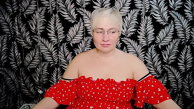 Olivia playful online show from 6, 4, 2026