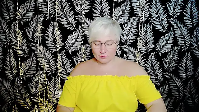 Snapshot of Olivia_playful chatting on 26, 6, 2026 Olivia playful online show from 26, 6, 2026