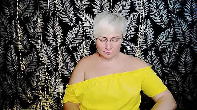 Snapshot of Olivia_playful chatting on 2, 7, 2026 Olivia playful online show from 2, 7, 2026