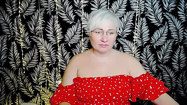 Snapshot of Olivia_playful chatting on 5, 7, 2026 Olivia playful online show from 5, 7, 2026