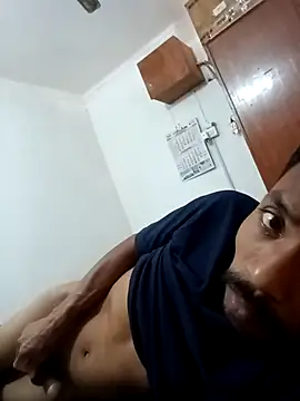 Snapshot of Lent_Medium chatting on 28, 10, 2025 Lent Medium online show from 28, 10, 2025