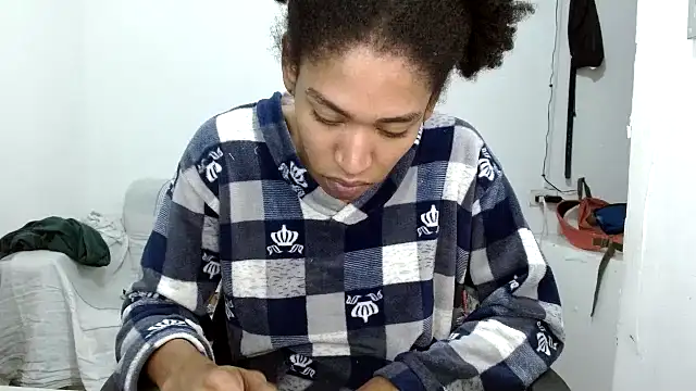 angelamarie1 online show from 13, 10, 2025