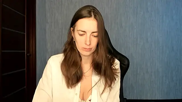 Sabrina Mur online show from 15, 12, 2025