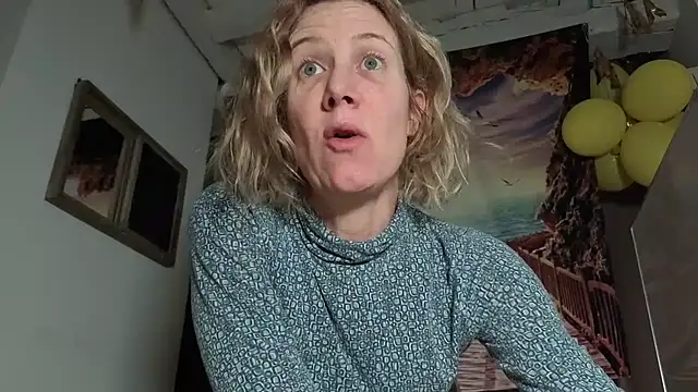 Lola Belgium online show from 18, 5, 2026