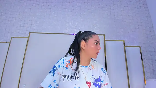 paola rodriguez online show from 28, 11, 2025