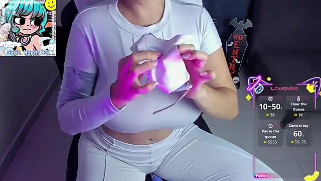 Roxy clark online show from 22, 10, 2025