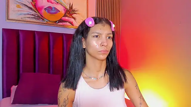 LauraAristizabal online show from 27, 11, 2025