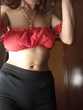 Snapshot of MINI_Petite chatting on 14, 6, 2026 MINI Petite online show from 14, 6, 2026