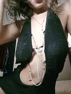Snapshot of MINI_Petite chatting on 14, 6, 2026 MINI Petite online show from 14, 6, 2026